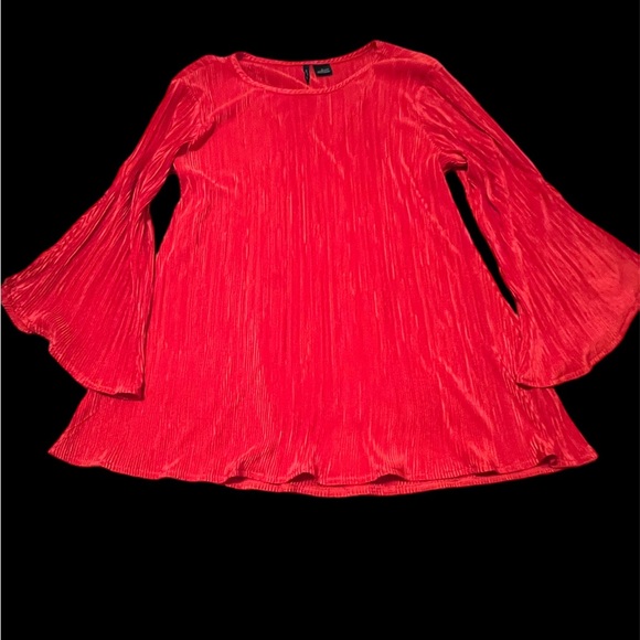 New Directions Red Bell Sleeve Top Beautiful Size L - Picture 1 of 9